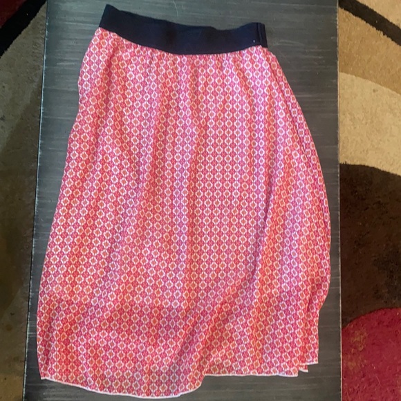 Lila row mid length high waisted skirt